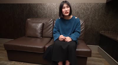 FC2PPV-4545556纯真少女初次被中出